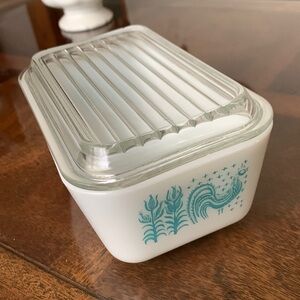 Pyrex Butterprint Amish Refrigerator Dish & Lid Vintage Collectible 502 C 502C